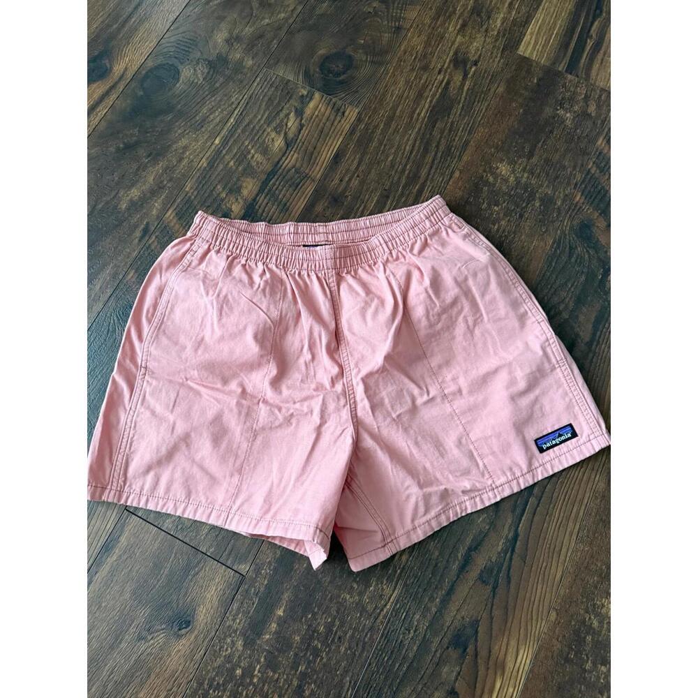 NEW Patagonia Women's Funhoggers Shorts 4" Sunfade Pink SZ XSmall